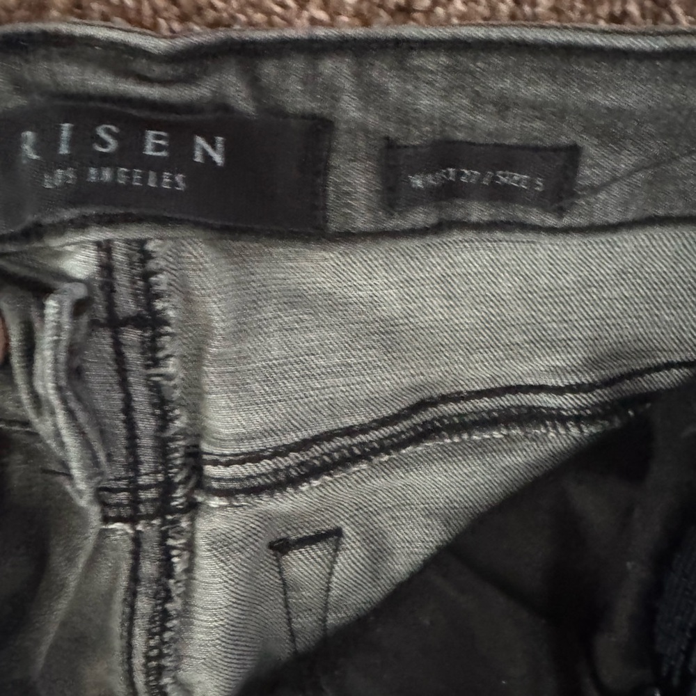 Women's Risen Jeans - Picture 2 of 4